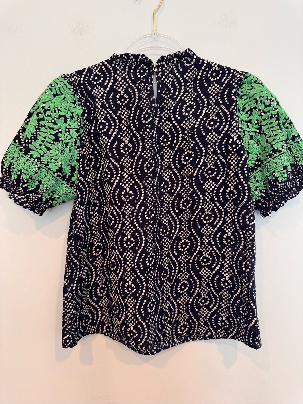 THML Lightweight Puff Sleeve Embroidered Top XS - Picture 5 of 8
